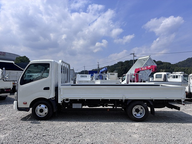 トヨタ トヨエース 小型 平ボディ 2RG-XZC710(112265) 4枚目