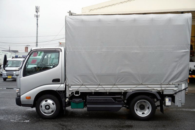 トヨタ ダイナ 小型 平ボディ 2SG-XKU605(113349) 3枚目