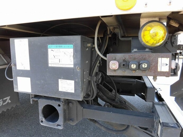 日産自動車 アトラス 小型 バン PB-AKR81AN(8636) 7枚目