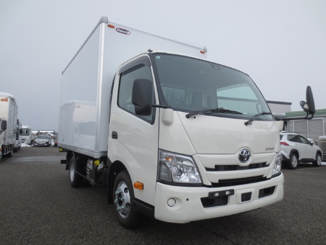 トヨタ ダイナ 小型 バン 2KG-XZU702(99728) 2枚目