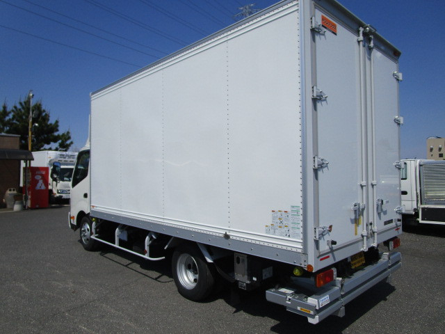 日野 デュトロ 小型 バン 2RG-XZU710M(113696) 3枚目