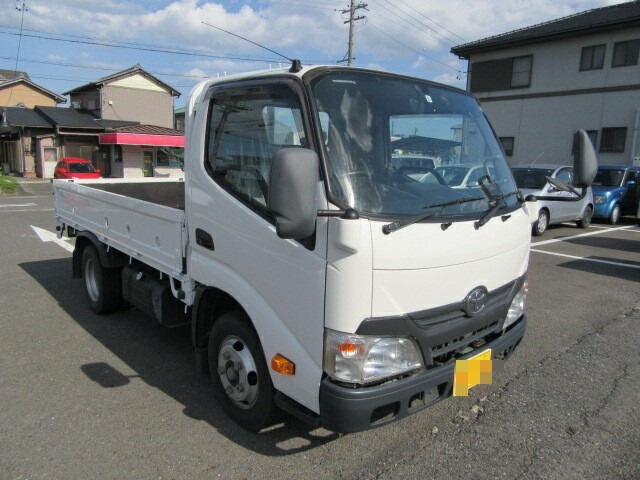 トヨタ ダイナ 小型 平ボディ TKG-XZC605(10081) 2枚目