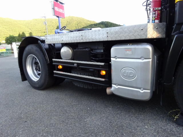UDトラックス（日産） クオン 大型 トラクタ QKG-GK6XAB(110301) 26枚目
