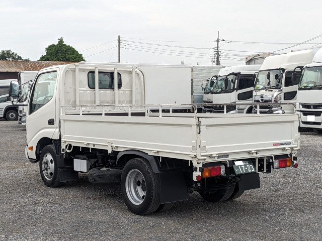 日野 デュトロ 小型 平ボディ 2RG-XZU605M(109136) 3枚目