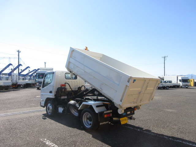 三菱ふそう キャンター 小型 コンテナ専用車 2RG-FEAV0(104675) 14枚目