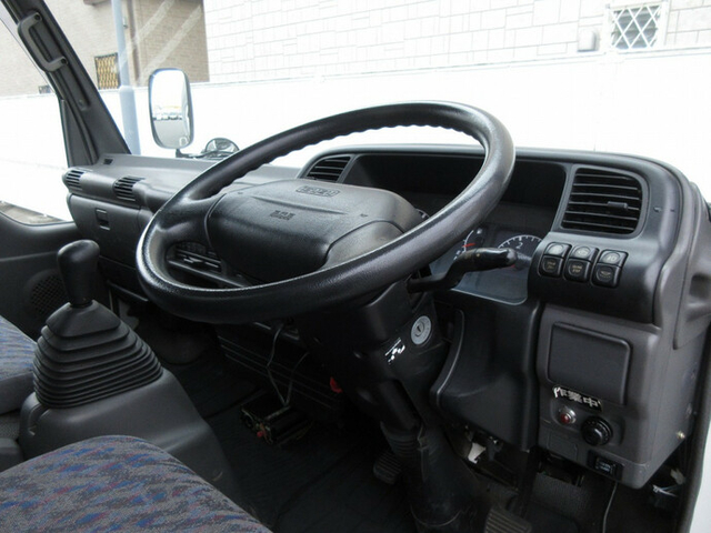 いすゞ エルフ 小型 幌車（ウィング式） KR-NPR81LAR(9233) 33枚目
