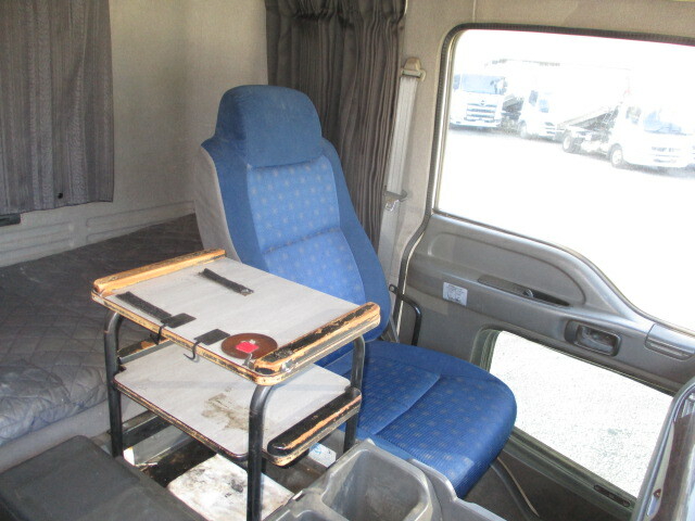 いすゞ ギガ 大型 深ダンプ（土砂禁） PDG-CYZ52V8(37065) 21枚目