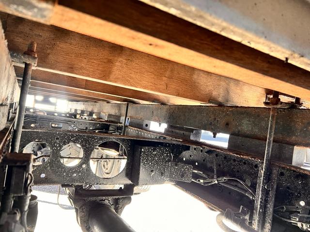 いすゞ エルフ 小型 平ボディ *********(76271) 46枚目