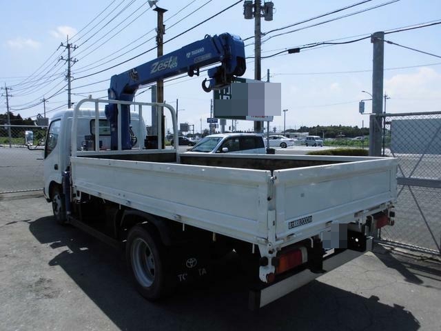 日野 デュトロ 小型 平ボディ（クレーン付） BDG-XZU388M(12640) 5枚目