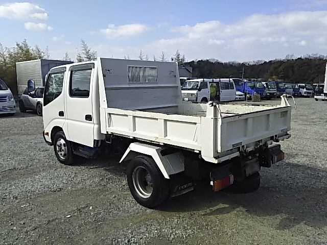トヨタ ダイナ 小型 Wキャブ BDG-XZU308(7628) 5枚目