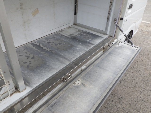 スズキ キャリィ 軽 冷蔵冷凍バン EBD-DA16T(99554) 34枚目