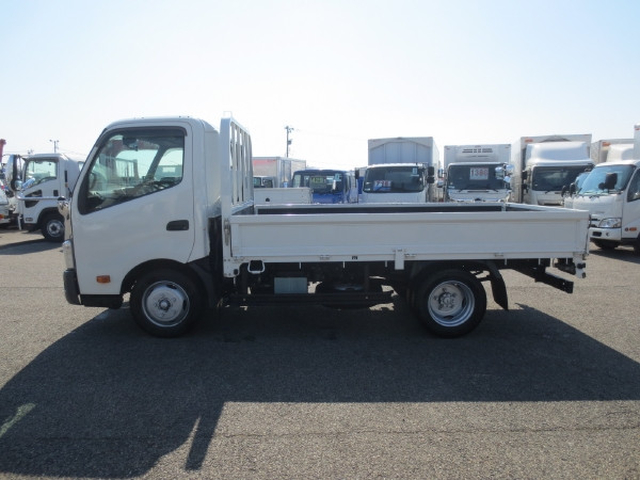 トヨタ ダイナ 小型 平ボディ 2RG-XZU700(105411) 9枚目