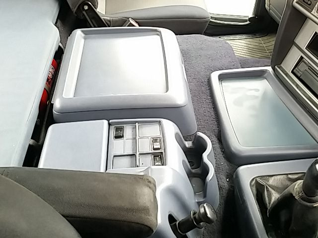日野 プロフィア 大型 トラクタ ADG-SH1EDXG(9308) 44枚目