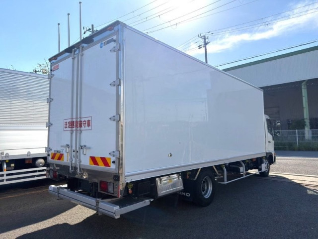 日野 レンジャー 中型 冷蔵冷凍バン 2KG-FC2ABG(112736) 3枚目