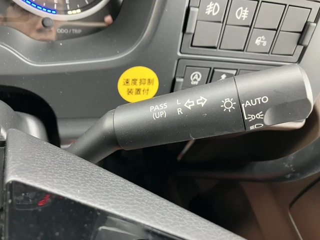 いすゞ ギガ 大型 トラクタ 2RG-EK5DAB(106845) 41枚目