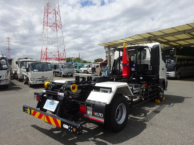 日野 レンジャー 増トン コンテナ専用車 2KG-GC2ABA(106058) 2枚目