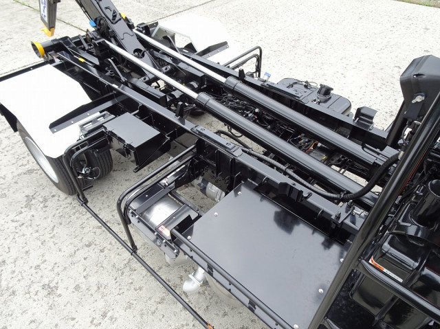三菱ふそう ファイター 中型 コンテナ専用車 2KG-FK62F(107181) 11枚目