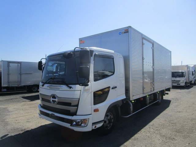 Hino ranger Middle Box body 2PG-FD2ABG(104131) 1枚目