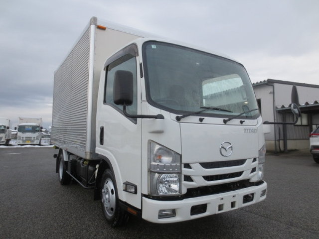 マツダ タイタン 小型 バン TRG-LMR85N(59751) 2枚目