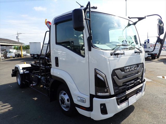 いすゞ フォワード 中型 コンテナ専用車 2RG-FRR90S4(113980) 4枚目