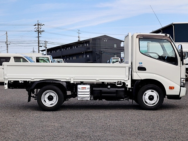 日野 デュトロ 小型 平ボディ 2RG-XZC605M(105324) 8枚目