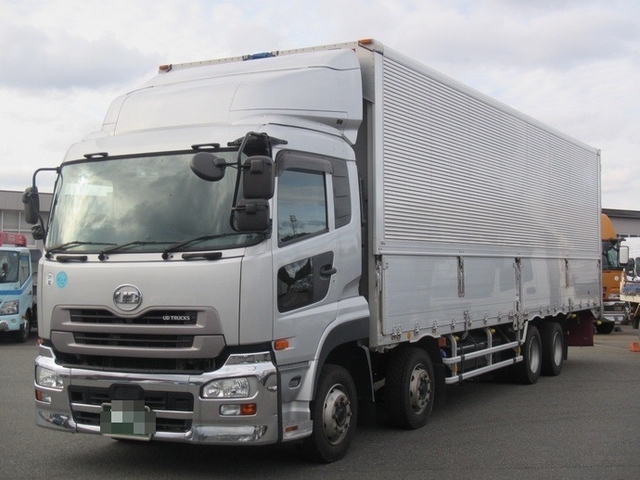 UDトラックス（日産） クオン 大型 ウィング QKG-CG5ZA(8180) 1枚目