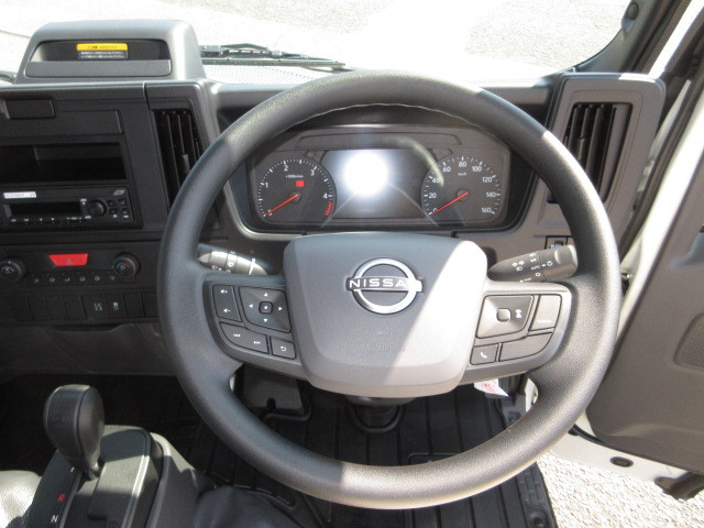 日産自動車 アトラス 小型 Wキャブ 3DF-AHR87AF(106092) 14枚目