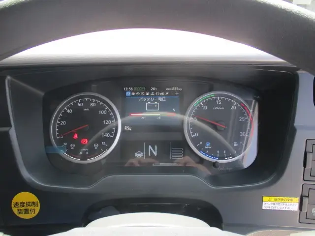 日産自動車 クオン 大型 ウィング 2RG-CG5FA(111203) 22枚目