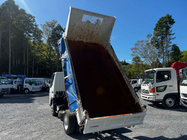 三菱ふそう キャンター 小型 土砂ダンプ TPG-FBA30(111695) 14枚目