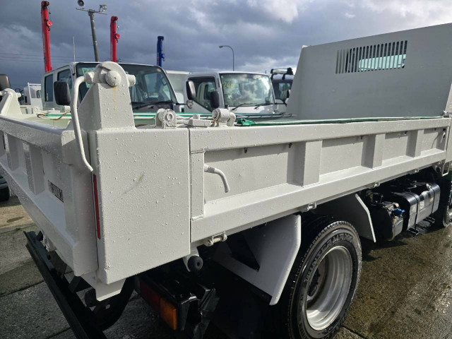 三菱ふそう キャンター 小型 土砂ダンプ TKG-FBA20(112861) 13枚目