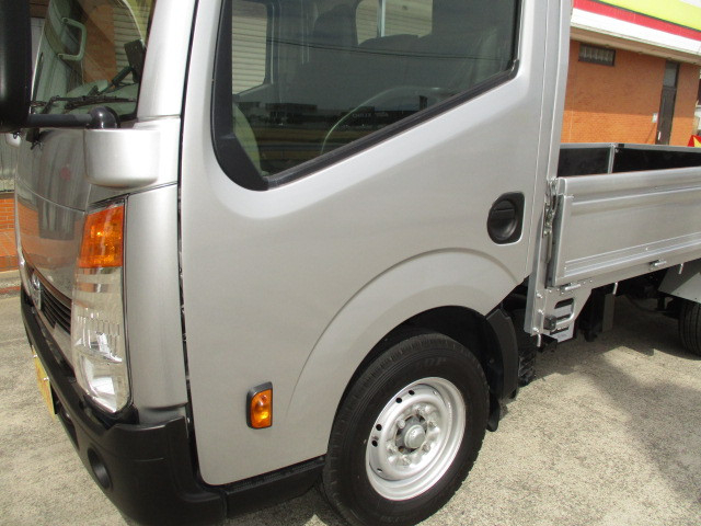 日産自動車 アトラス 小型 平ボディ CBF-SQ2F24(105956) 31枚目
