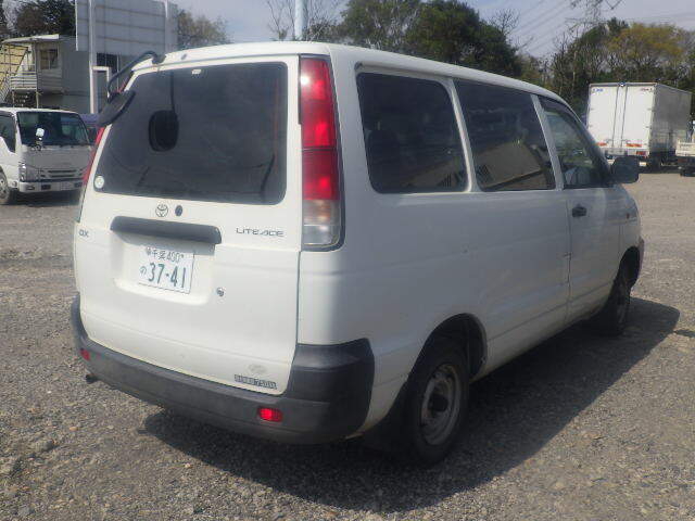 トヨタ ライトエース 小型 Translation missing: ja.item.body_keijou_enum.body_keijou_light_van GK-KR42V(5762) 3枚目
