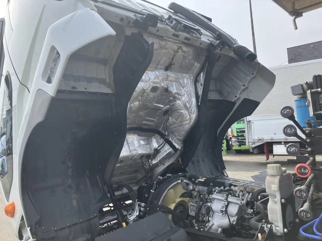 三菱ふそう ファイター 増トン 平ボディ（クレーン付） 2KG-FK62FZ(106806) 50枚目