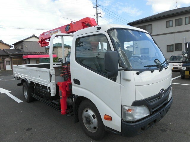 トヨタ ダイナ 小型 平ボディ（クレーン付） TKG-XZU650(7166) 2枚目
