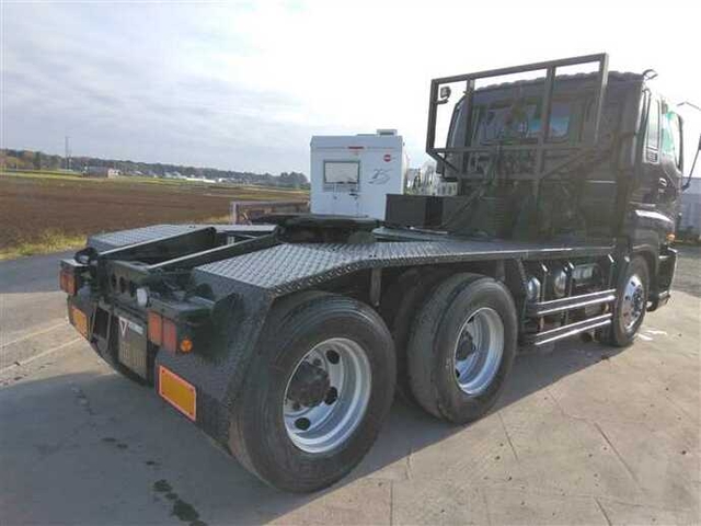 いすゞ ギガ 大型 トラクタ PJ-EXZ52J6(37807) 3枚目