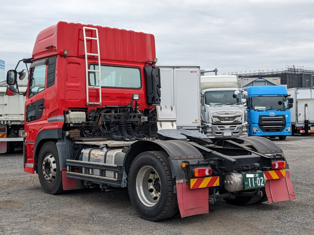 UDトラックス（日産） クオン 大型 トラクタ 2PG-GK5AAB(109824) 3枚目