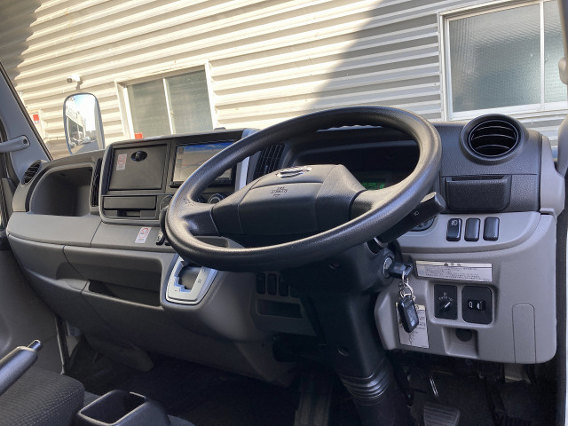 日産自動車 アトラス 小型 バン TRG-FEA5W(102277) 17枚目