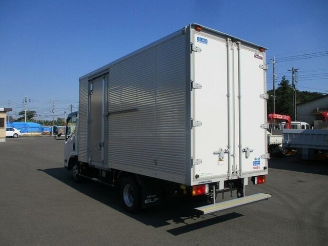 いすゞ エルフ 小型 バン 2RG-NLR88AN(10914) 4枚目