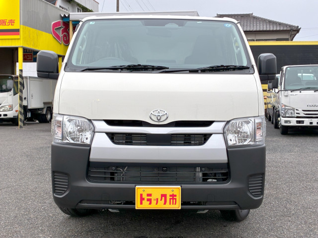 トヨタ ハイエース 小型 冷蔵冷凍バン 3DF-GDH201V(111996) 2枚目