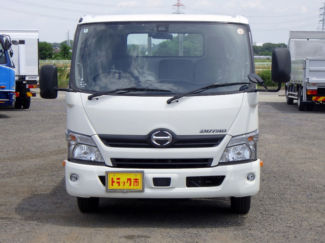 日野 デュトロ 小型 平ボディ TPG-XZC710M(110081) 3枚目