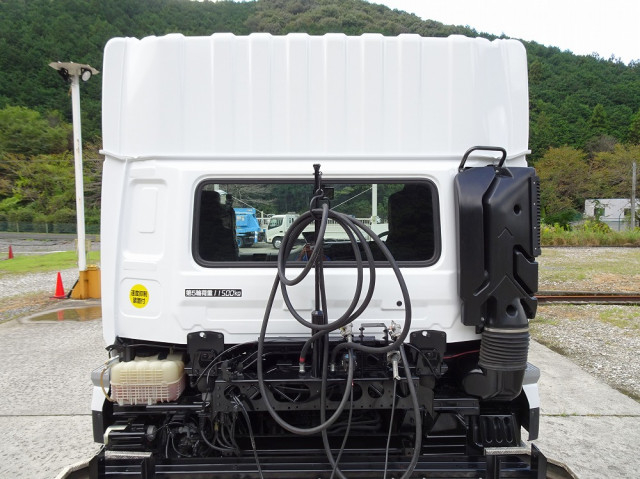 UDトラックス（日産） クオン 大型 トラクタ 2RG-GK5DAB(113262) 19枚目