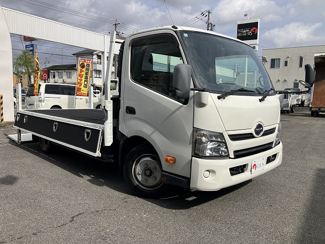 日野 デュトロ 小型 平ボディ SKG-XZU710M(113991) 10枚目