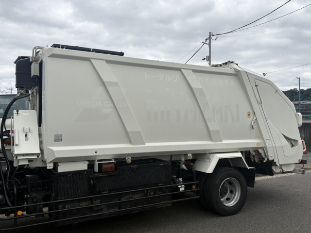 三菱ふそう ファイター 増トン 塵芥車（プレス式） QKG-FK72FZ(112467) 6枚目