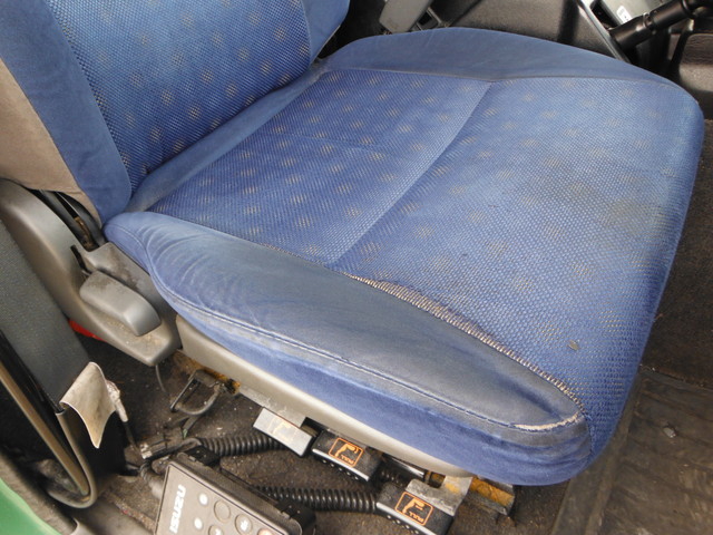 いすゞ ギガ 大型 ウィング PKG-CYJ77W8(1460) 23枚目