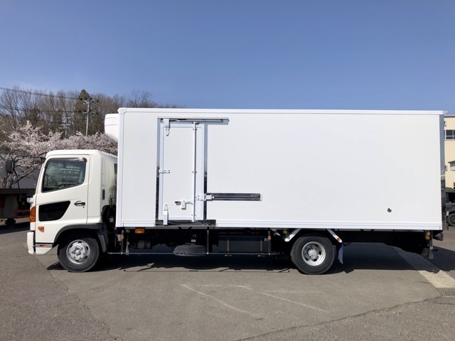 日野 レンジャー 中型 冷蔵冷凍バン TKG-FC9JKAG(60845) 4枚目