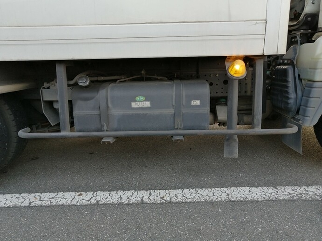 三菱ふそう キャンター 小型 冷蔵冷凍バン PDG-FE74BV(5548) 21枚目
