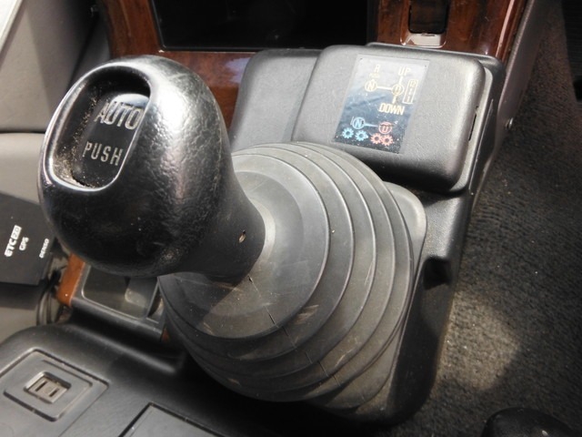 いすゞ ギガ 大型 平ボディ PKG-CYY77V8J(3428) 26枚目