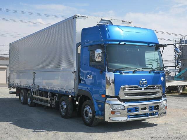UDトラックス（日産） クオン 大型 ウィング QKG-CG5ZA(41139) 2枚目