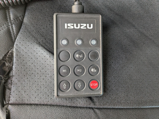 いすゞ ギガ 大型 平ボディ QKG-CYL77B(112319) 41枚目