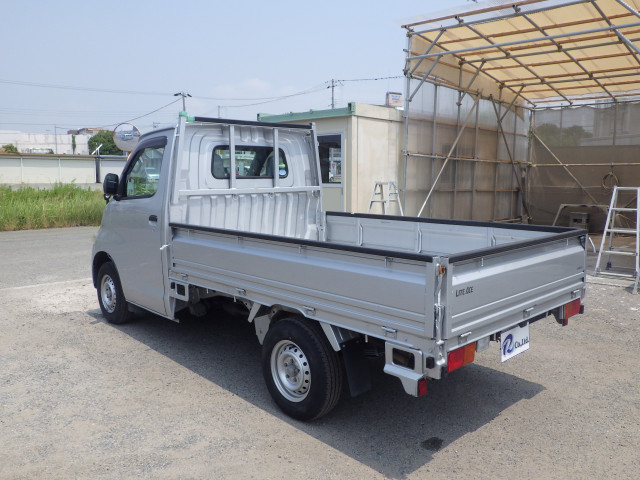 トヨタ ライトエース 小型 平ボディ DBF-S402U(109585) 23枚目